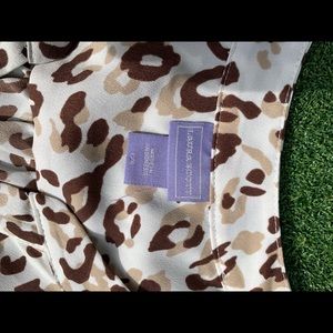 New, never worn Laura Scott tailored blouse.